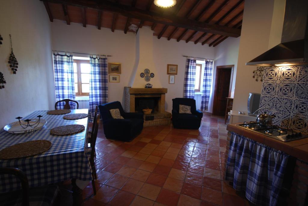 Agriturismo Villa Opera Volterra Ruang foto